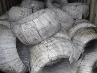 Поступление пружинной проволоки для изготовления сит