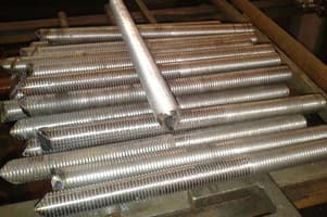 Изготовление резьбовых шпилек в Иркутске ООО СибЭнерго цех металлообработки