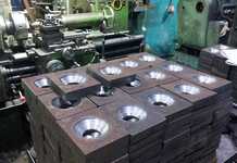 Анкерная плита -крепежный элемент с техническим отверстием в центре