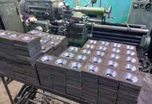 Анкерная плита -крепежный элемент с техническим отверстием в центре